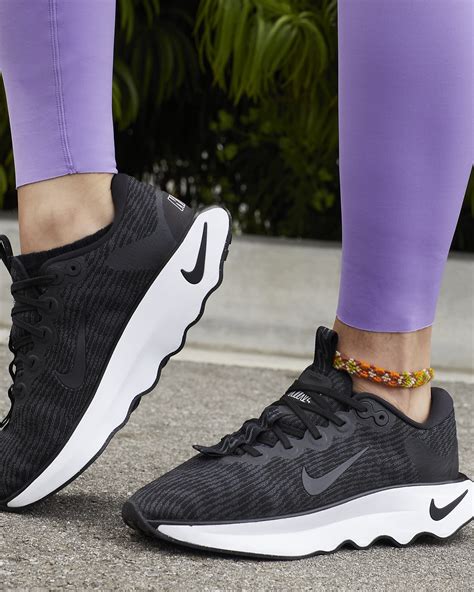 Womens Sale Walking Shoes. Nike.com